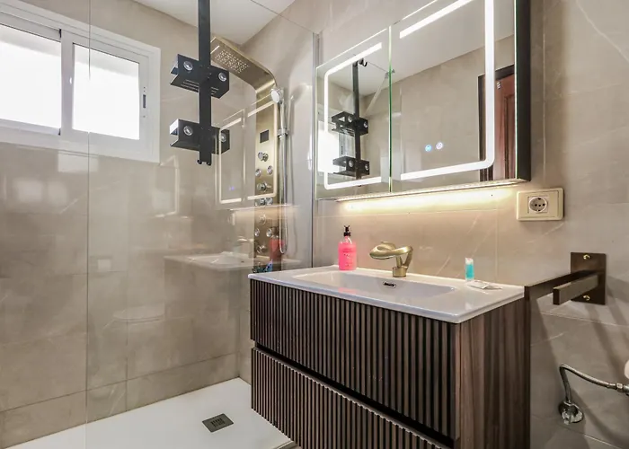 Spacious El Tablero 马斯帕洛马斯